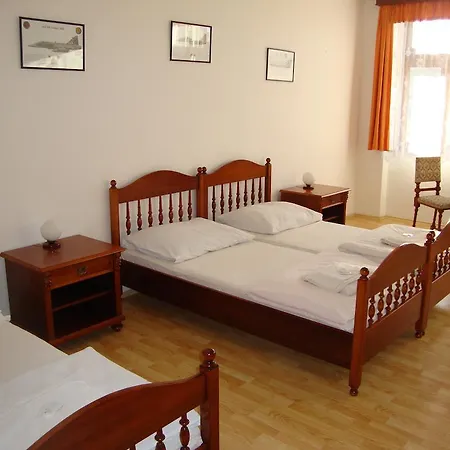 Aviatik Caslav