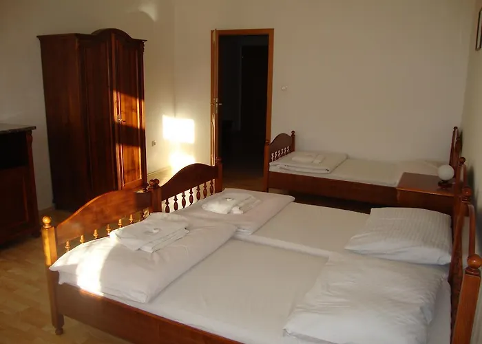 Maison d'hôtes Aviatik Čáslav